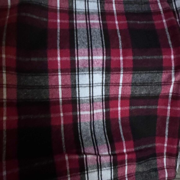 Boxercraft Red Black and White Plaid Flannel Blanket - Picture 3 of 3